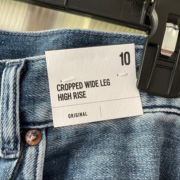 High Waisted Lightweight Cropped Wide Leg Jeans - Picture 6 of 6